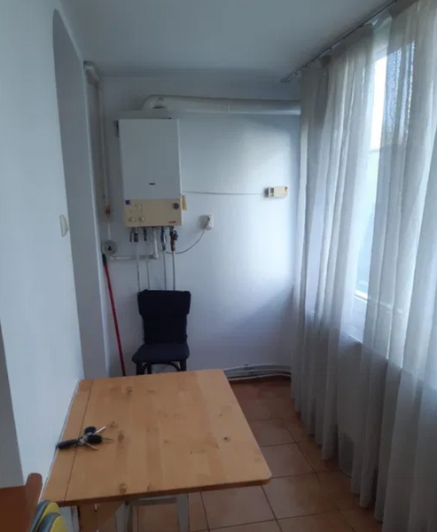 Bucurestii Noi, Pajura, str. Pajurei, M. Jiului, sect. 1, centrala proprie